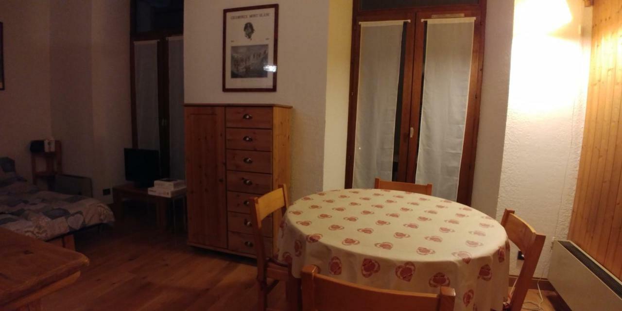Residence Le Carlton Cham Chamonix Bagian luar foto